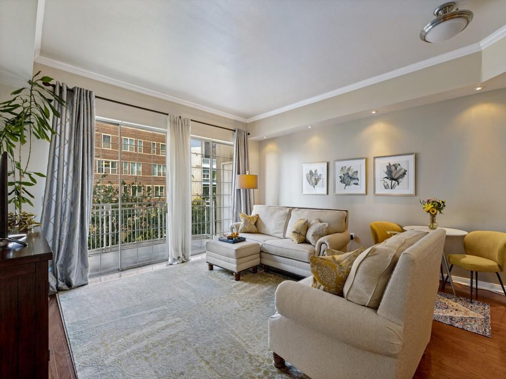 3225 Turtle Creek Boulevard 318 — photo