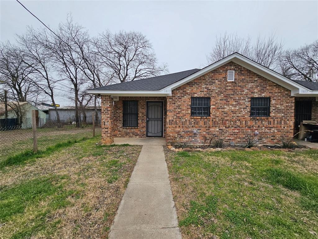 1615 Herald Street 1613 — photo