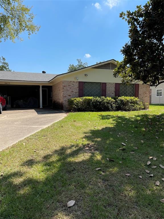 9477 Boxwood Drive — photo