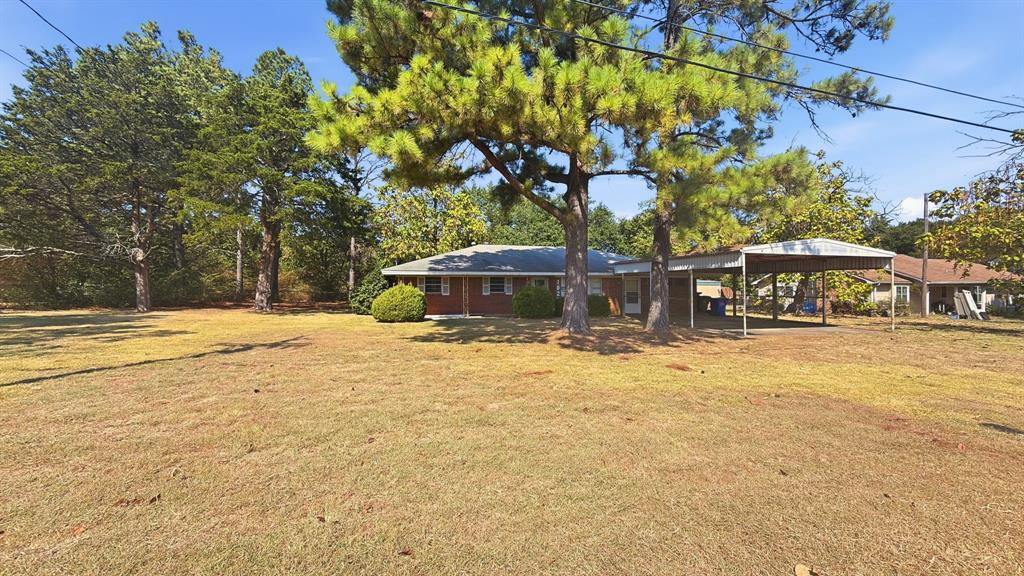 1027 Highway 377 N — photo