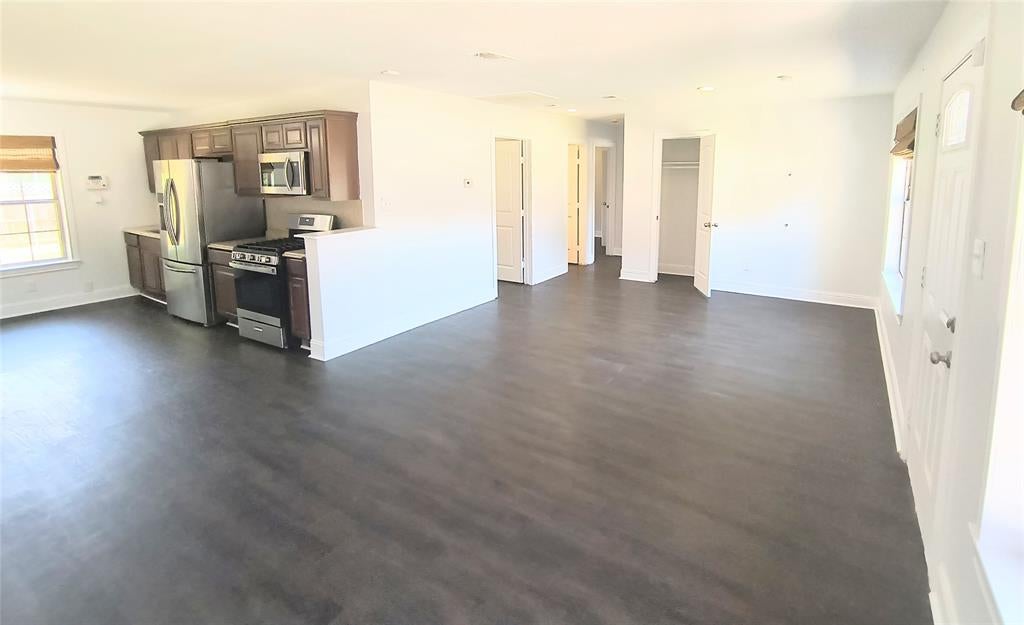 707 Sam Buffington — photo