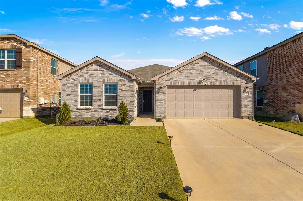 2117 Winding Creek Way — photo