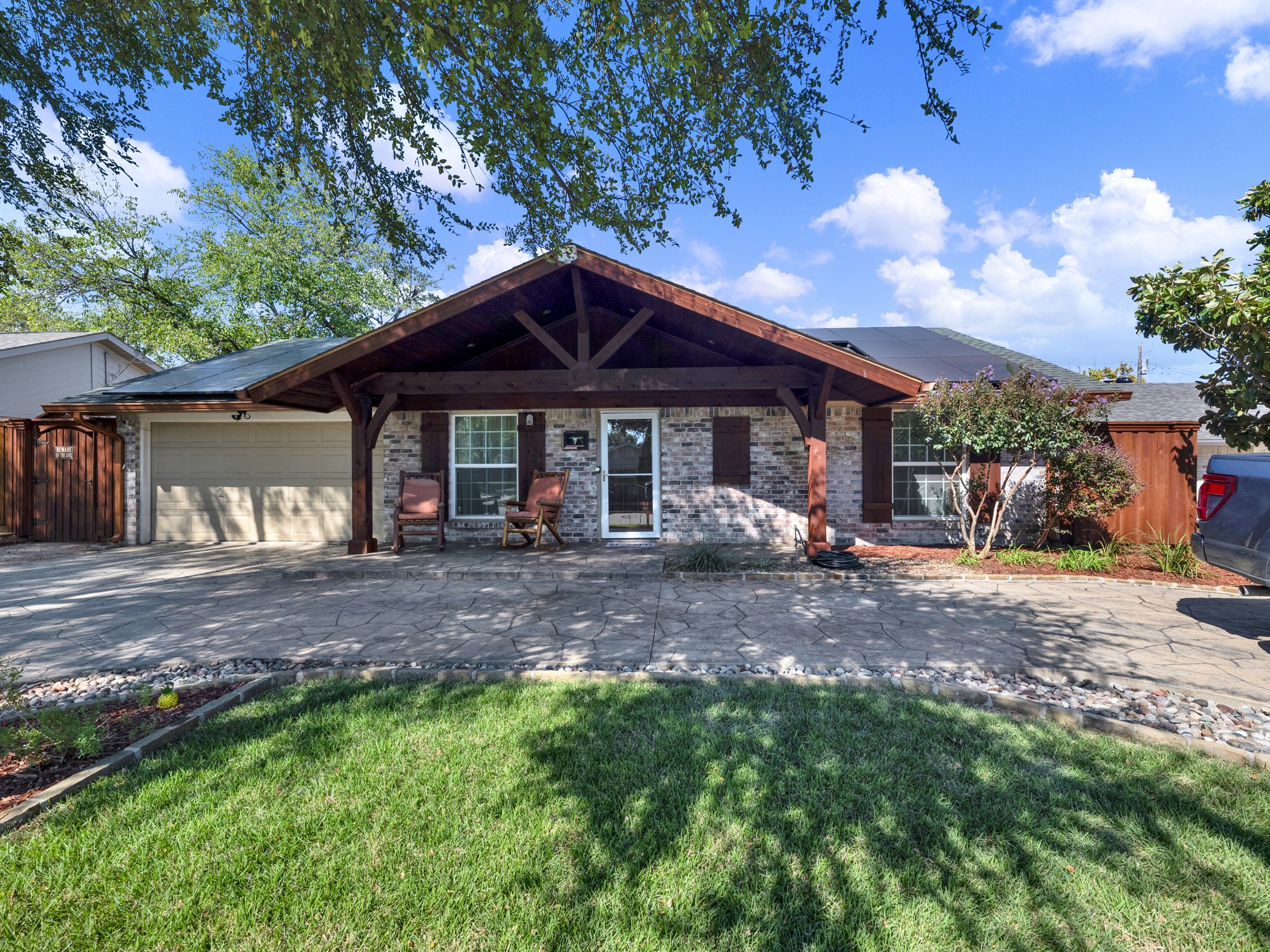 1405 Williamsburg Drive — photo