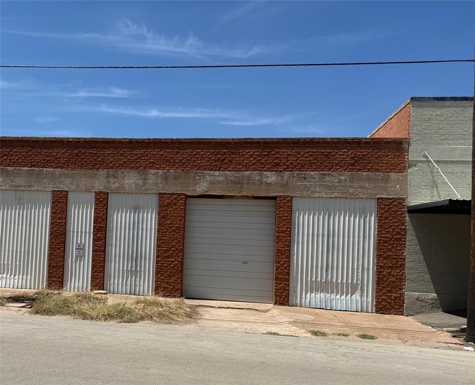 342 Mesquite Street — photo
