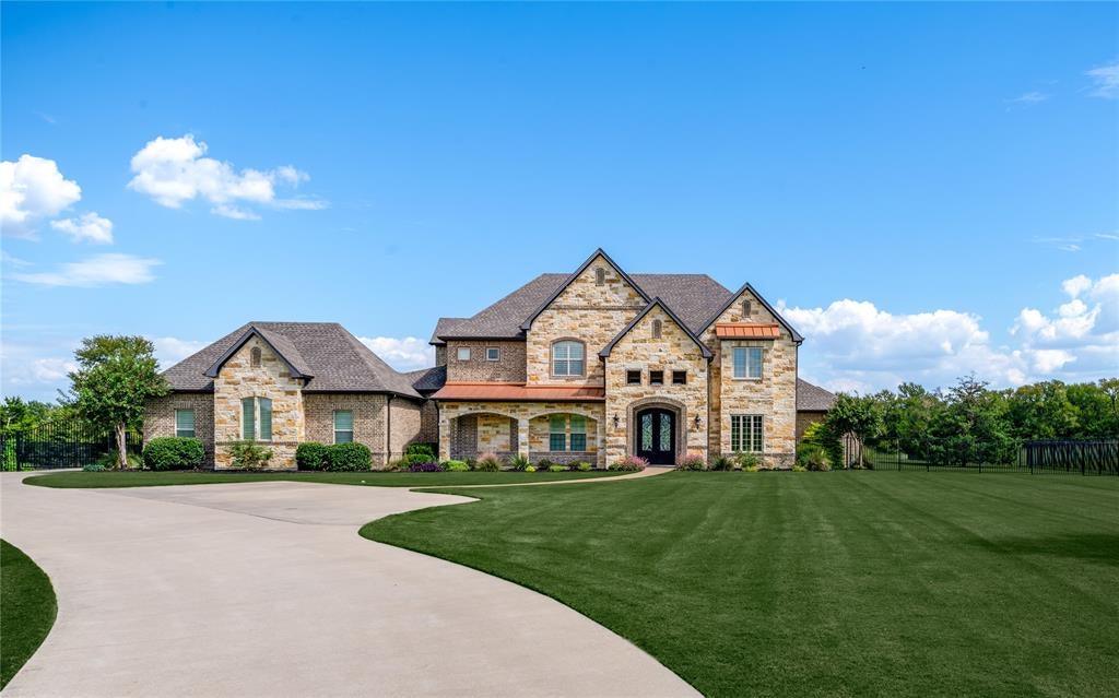 218 Tanner Creek Circle — photo