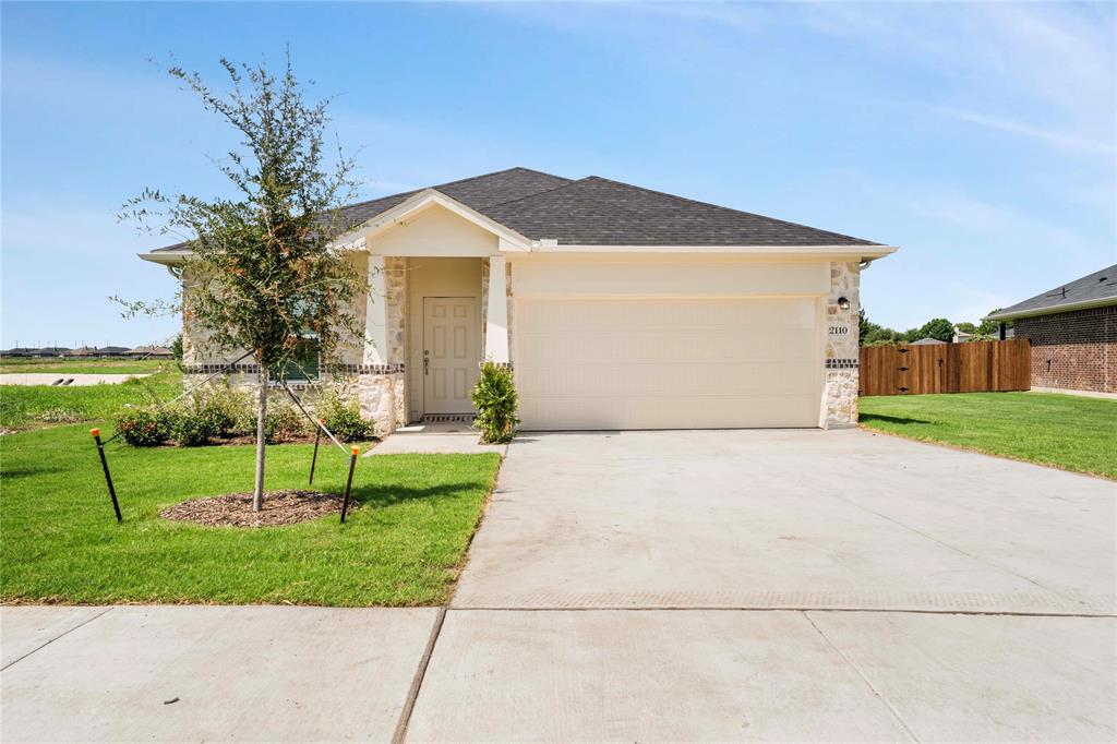 2110 Ridgecrest Lane — photo