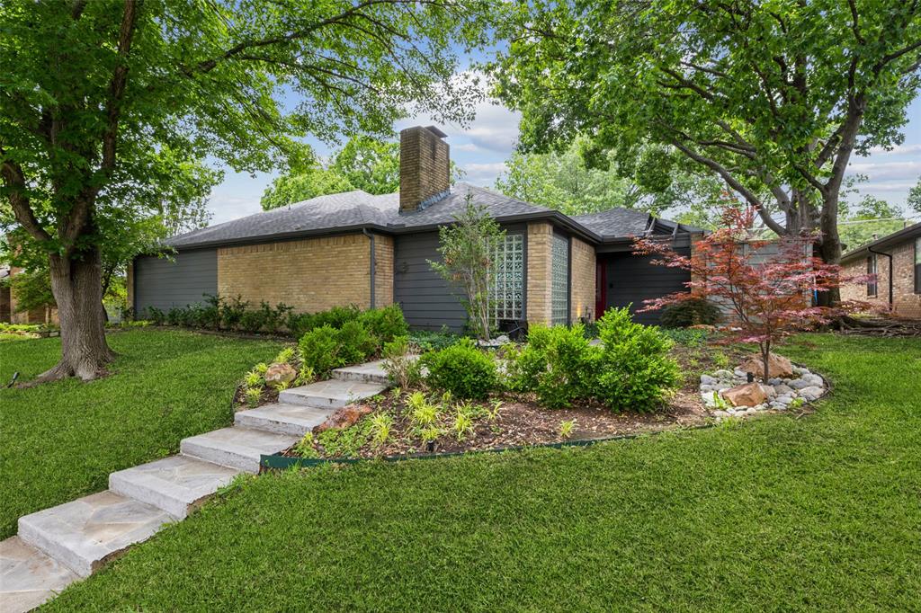 7221 Pleasant View Drive — photo