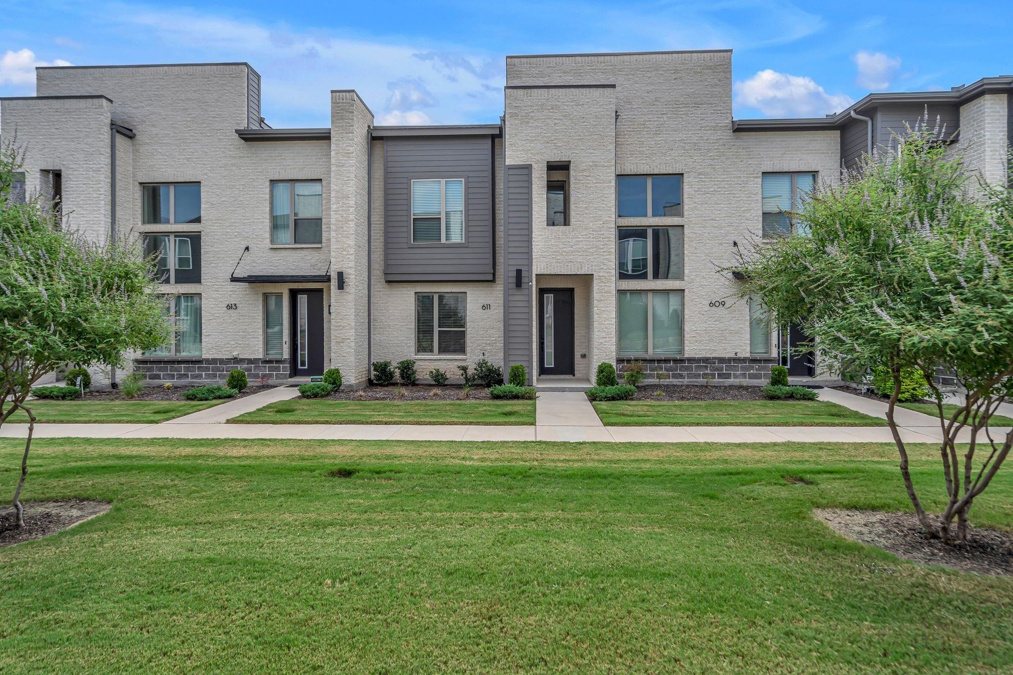 611 Collier Drive — photo
