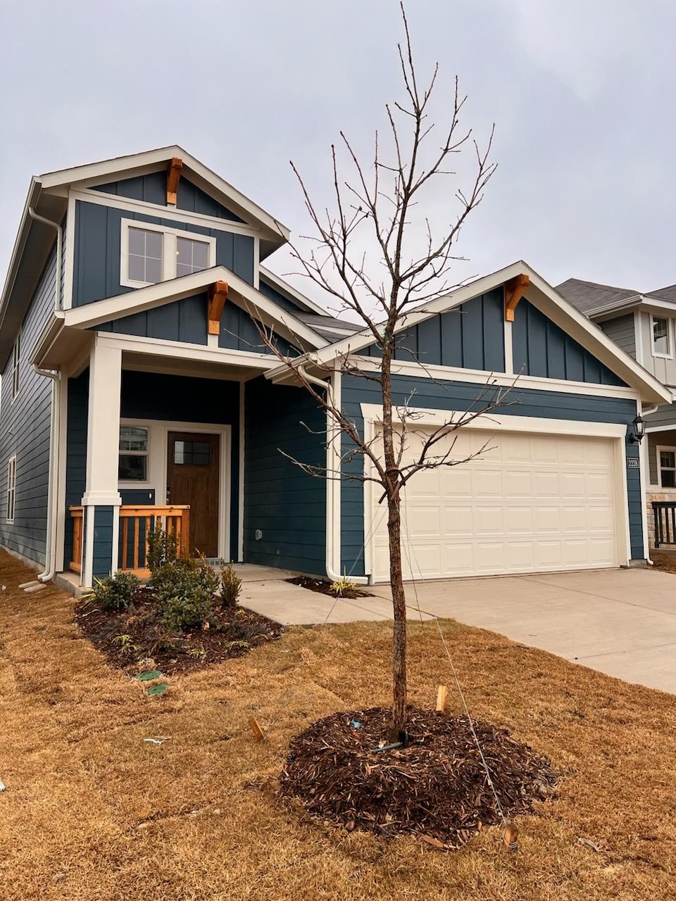 2228 Cliff Springs Drive — photo