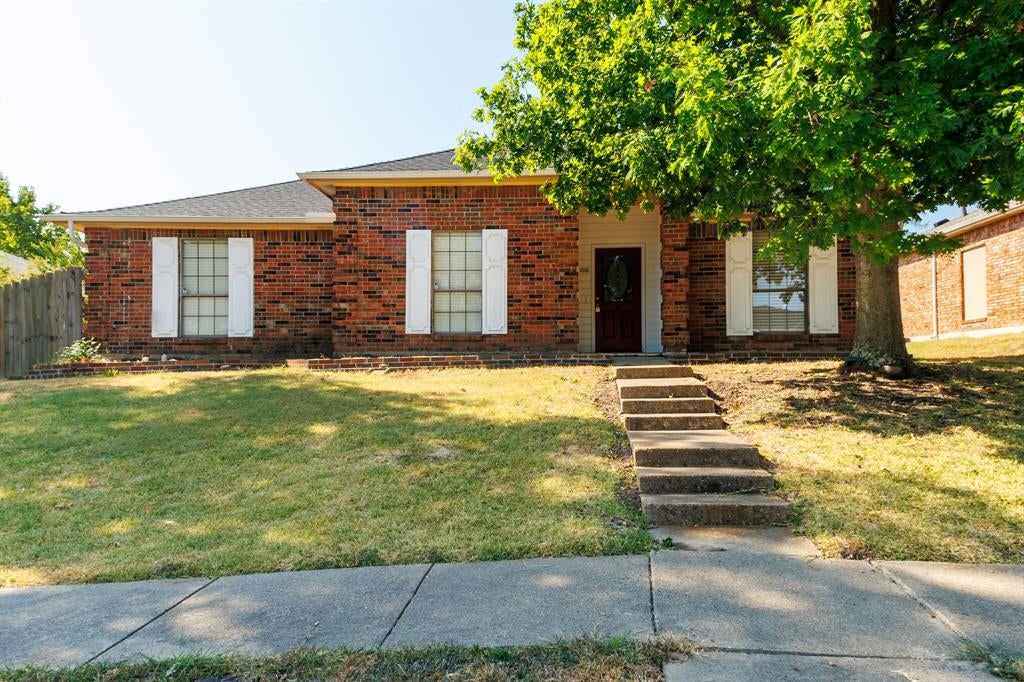 1018 Dandelion Drive — photo
