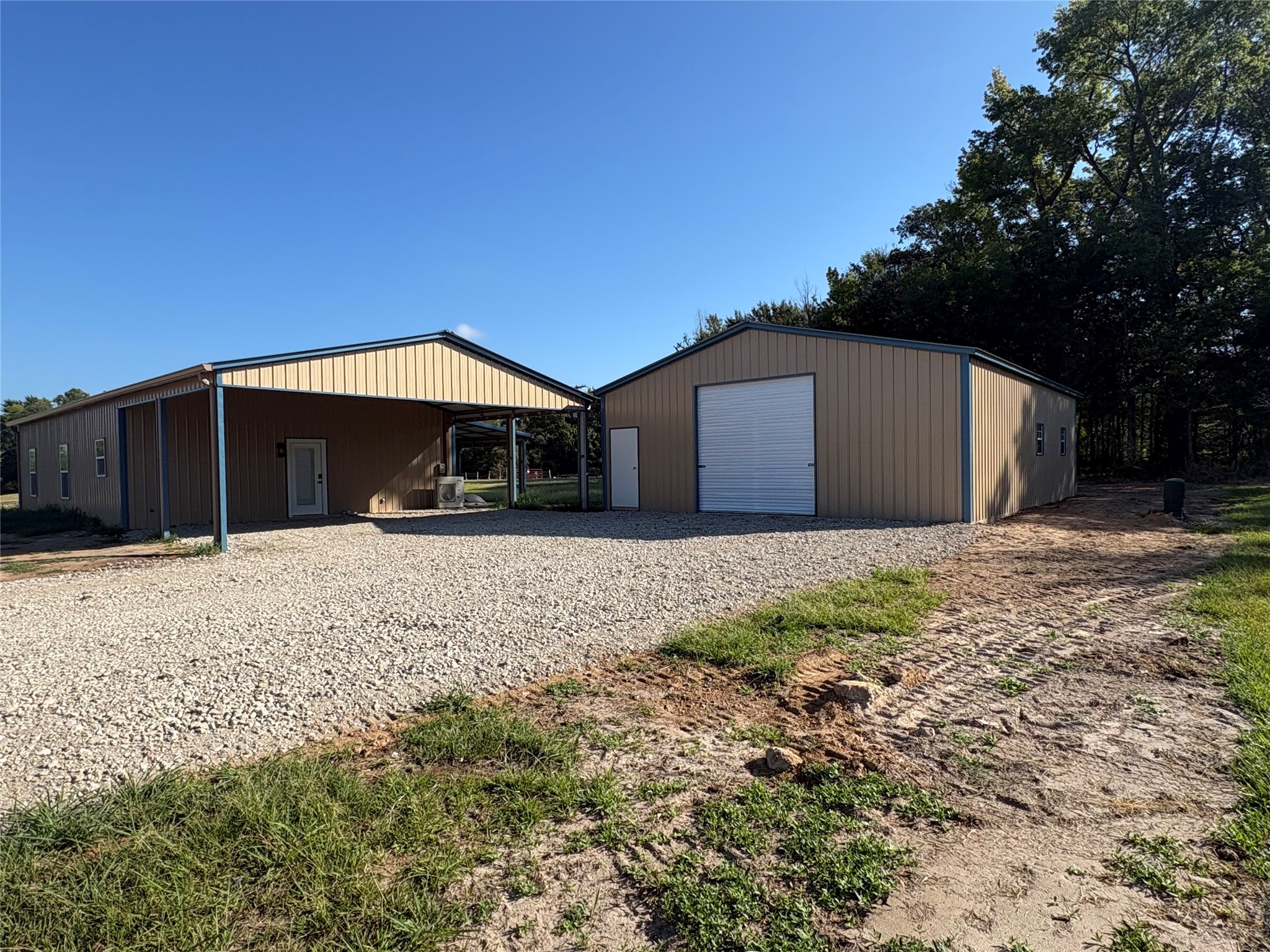 644 Comanche, Quitman, TX 75783 — photo 2