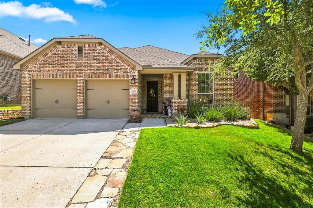 1516 Presley Way — photo