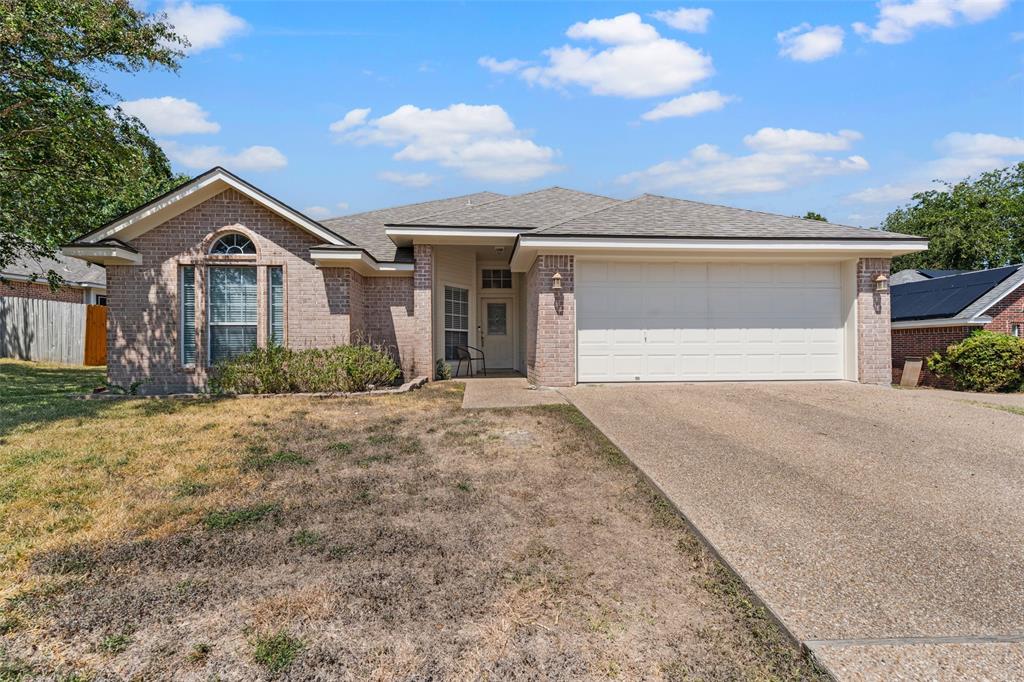 616 Pebble Creek Drive — photo