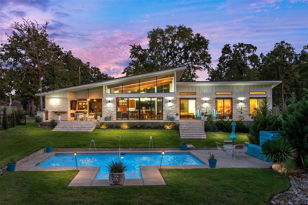 105 Azalea Court — photo
