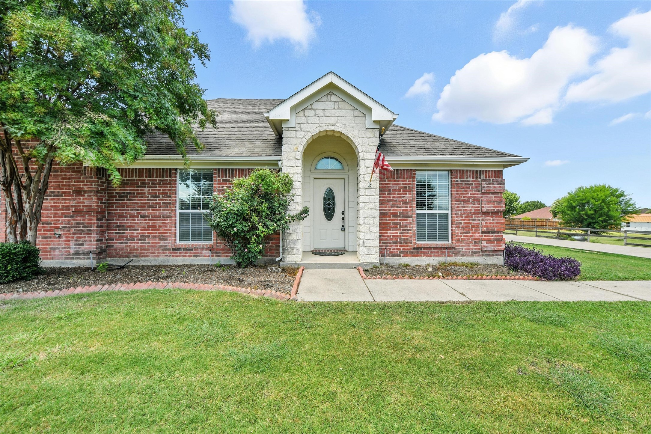 113 Shumard Drive — photo