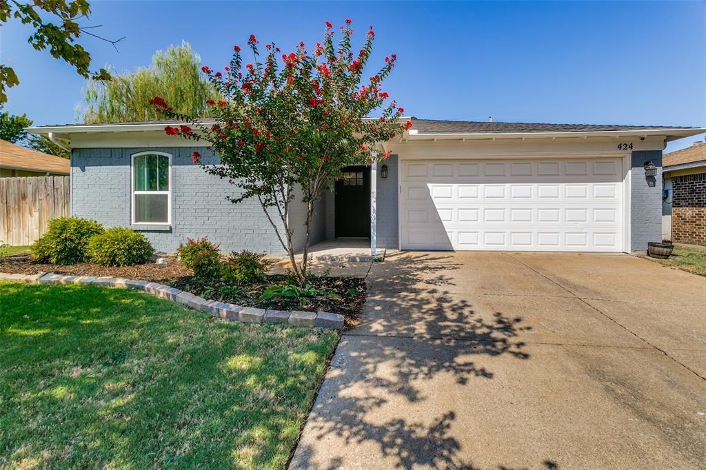 424 Allencrest Drive — photo