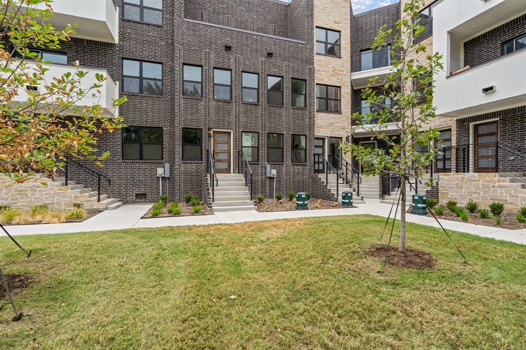 2725 Azalea Park Circle — photo