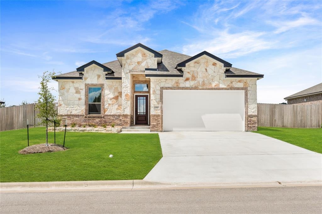 130 lasso Loop, Lorena, TX 76655 — photo 2
