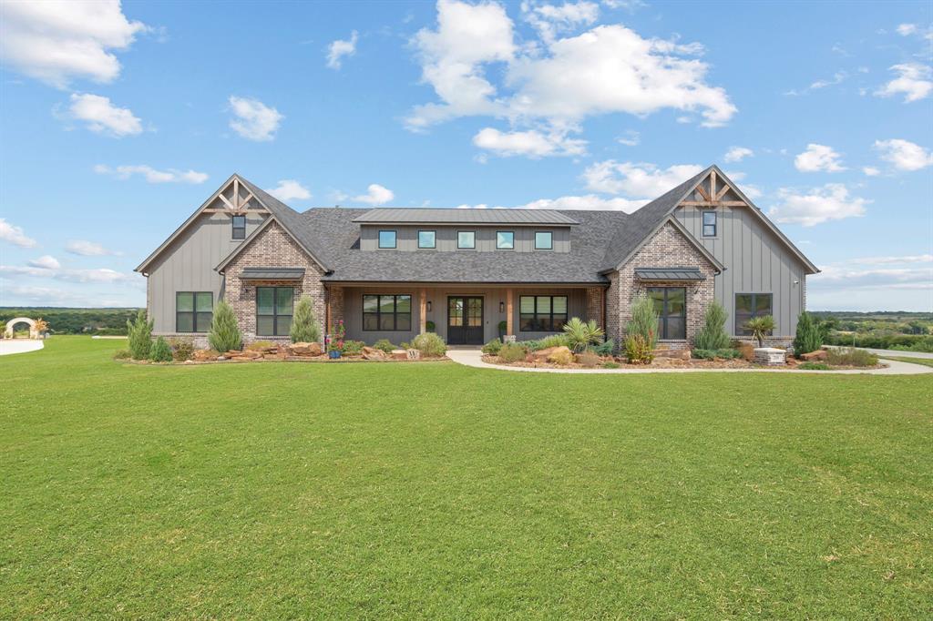 210 Wren View — photo