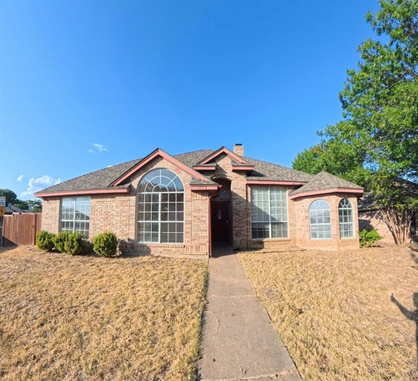 1454 Cromwell Court — photo
