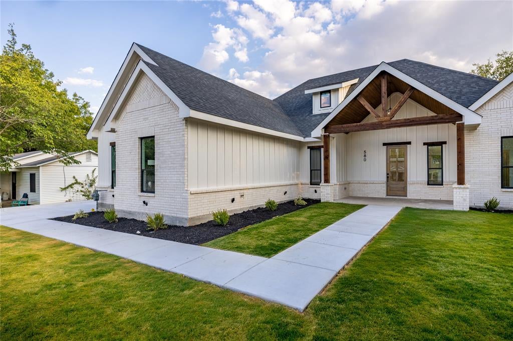 5805 Graham Street — photo