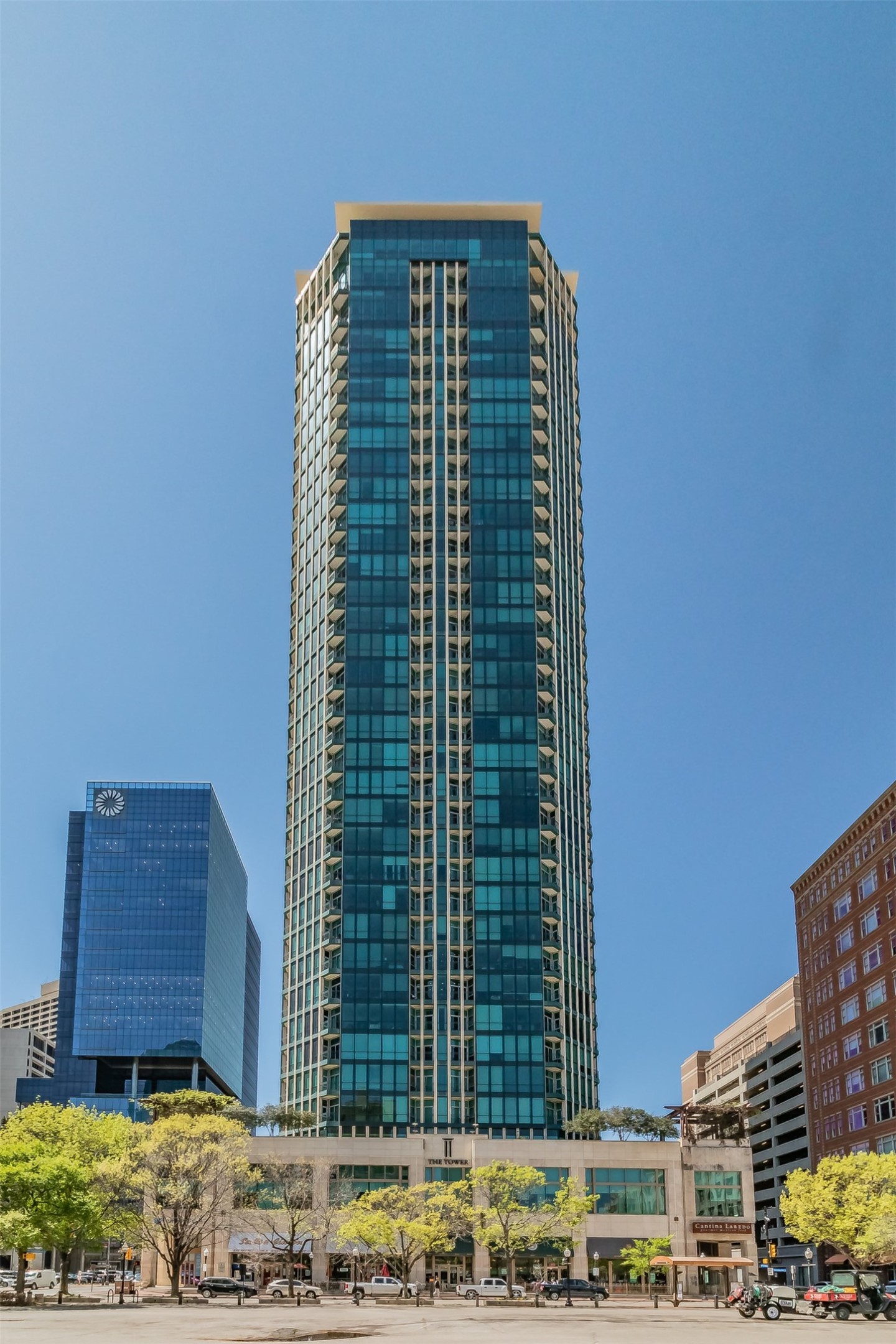 500 Throckmorton Street 2502 — photo