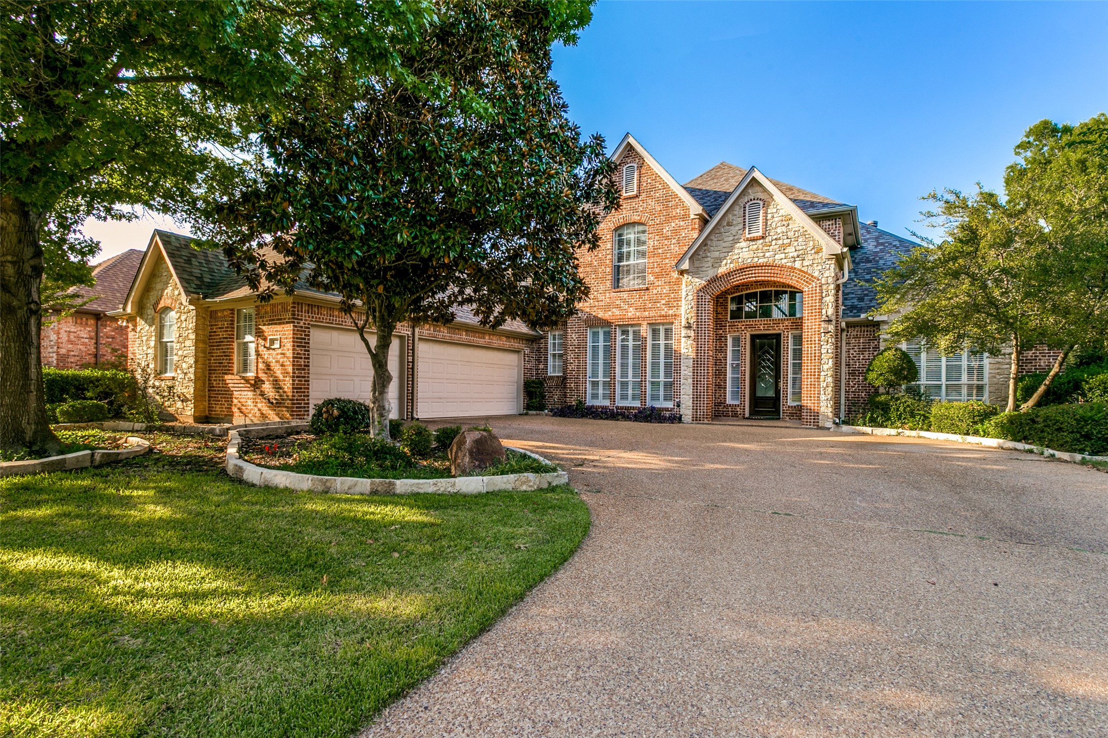 865 Thomas Crossing Drive — photo
