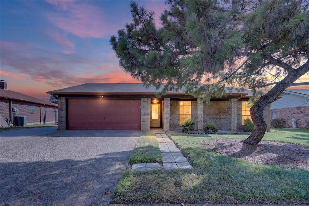 208 Asbury Drive — photo