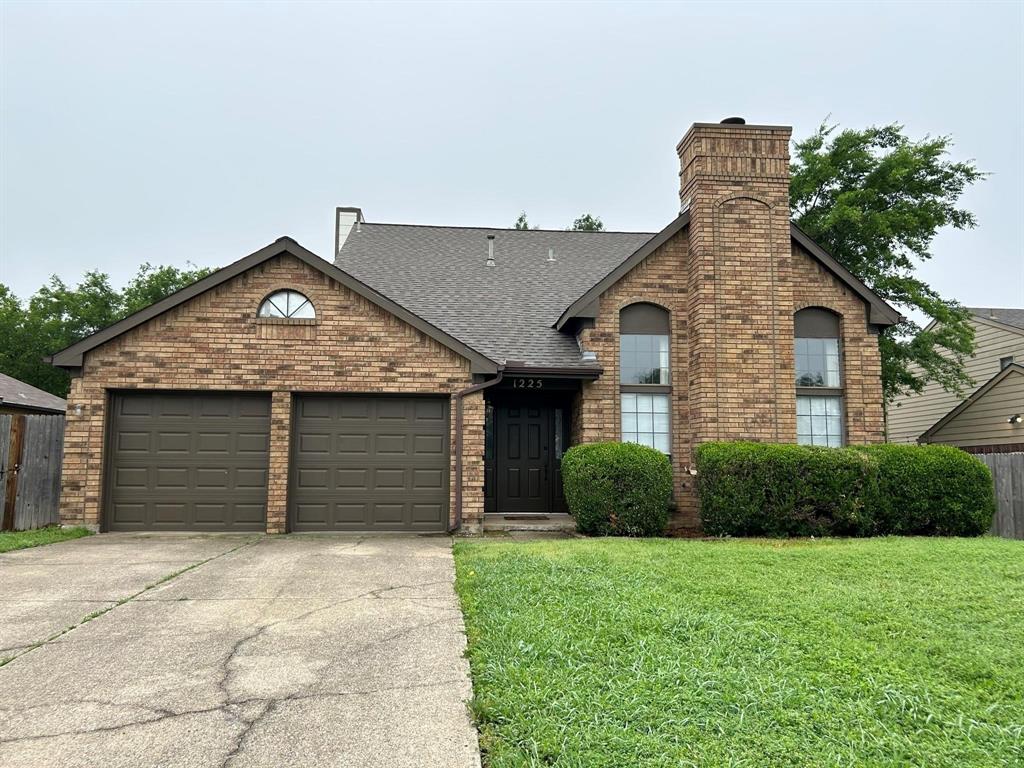 1225 Eaton Lane — photo