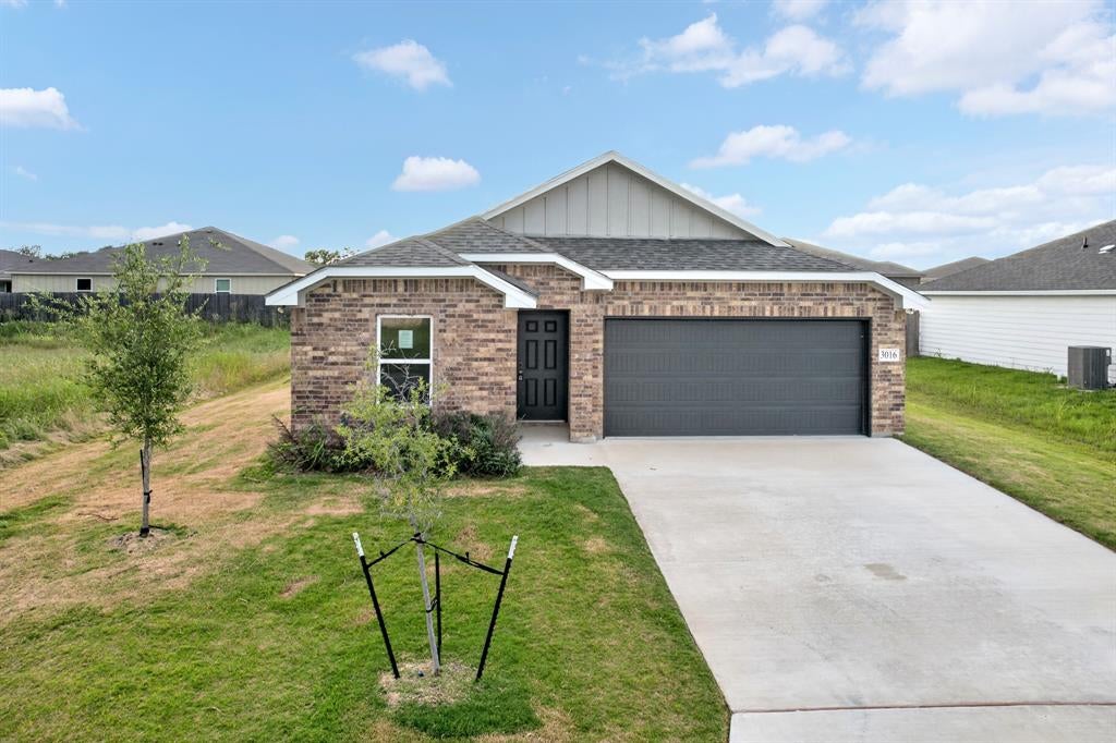 3016 Titus Court — photo