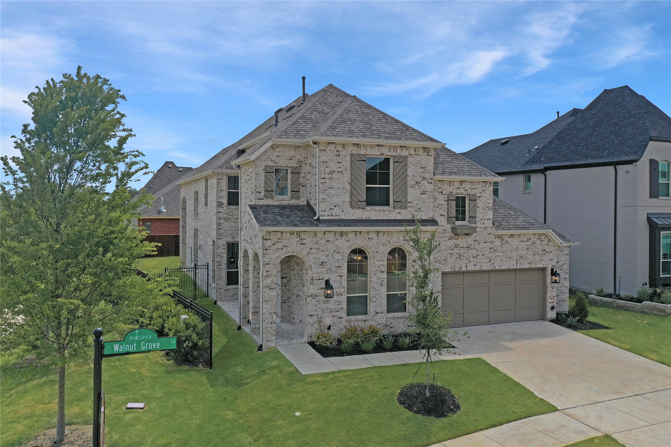 4191 Walnut Grove Lane — photo
