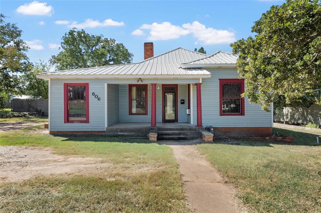 506 E Main Street — photo