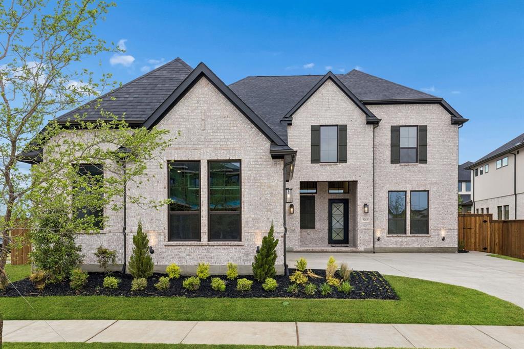 9368 Scarlet Flower Road — photo