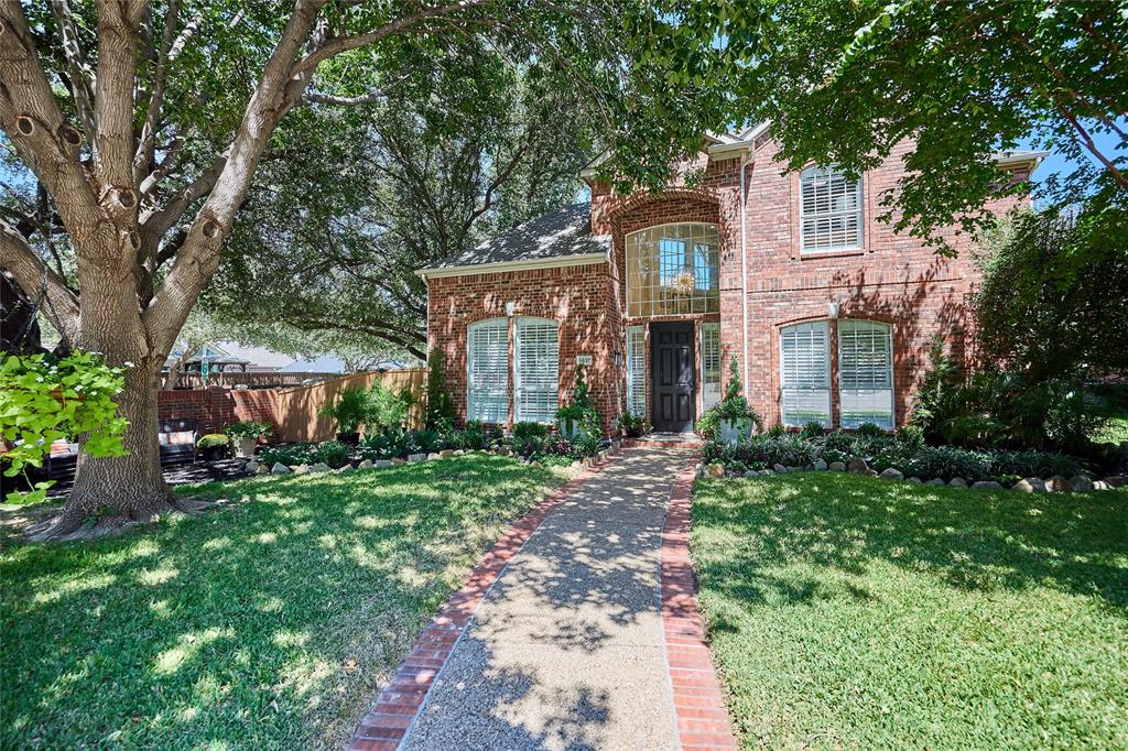 6637 Oakmont Court — photo