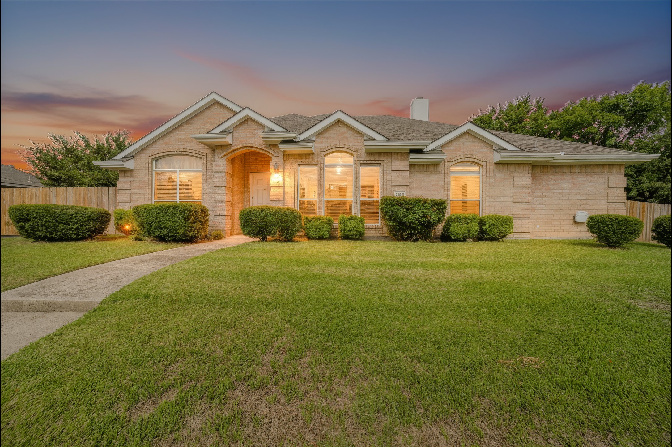 8113 Evening Star Drive — photo
