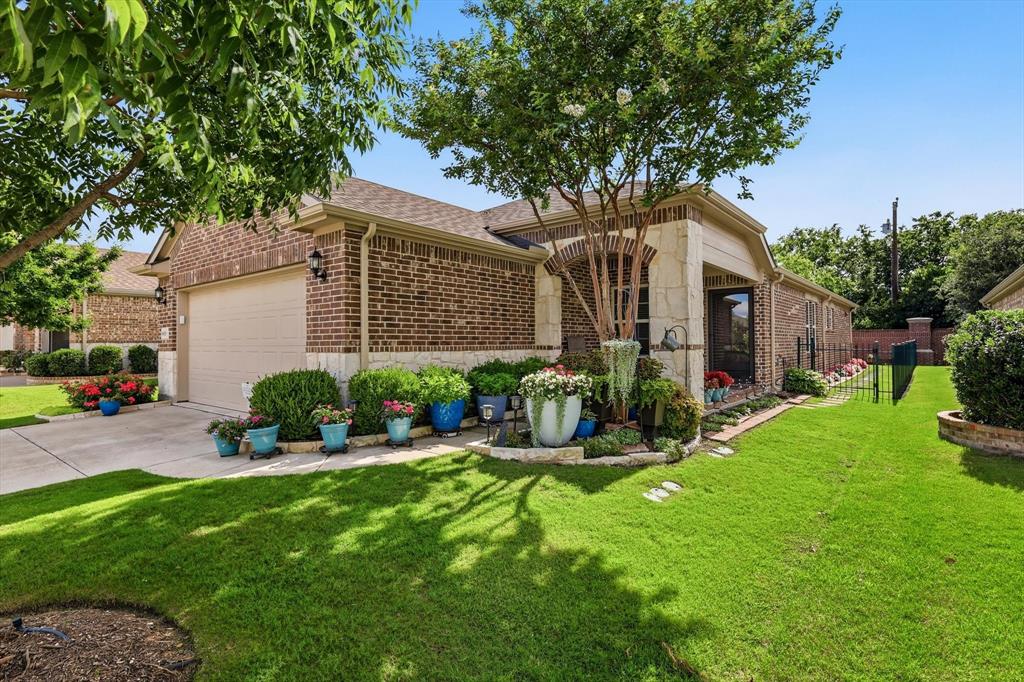 8915 Twin Pines Lane — photo