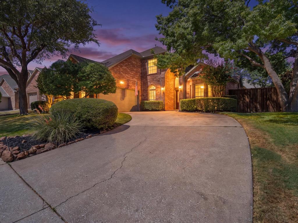 2710 Parkside Lane — photo