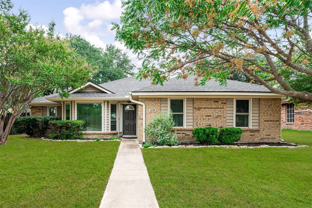 1309 Marigold Drive — photo