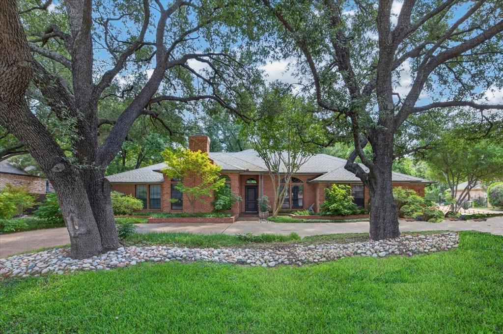 3613 Ridglea Country Club Drive — photo