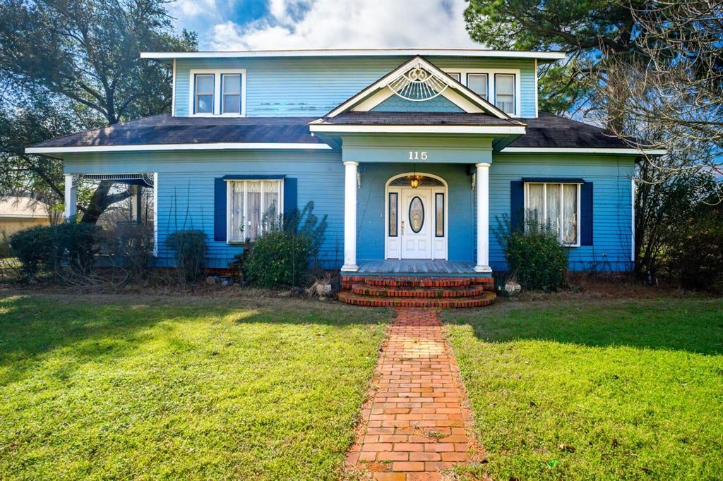 115 E Brazos — photo