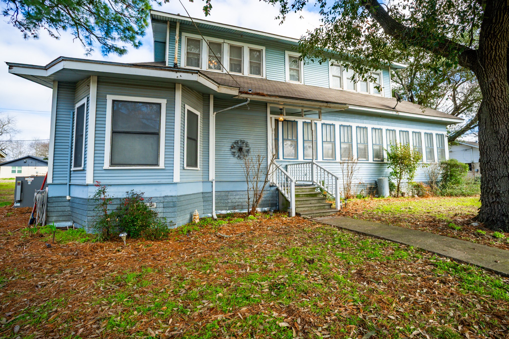 115 E Brazos, Wortham, TX 76693 — photo 3
