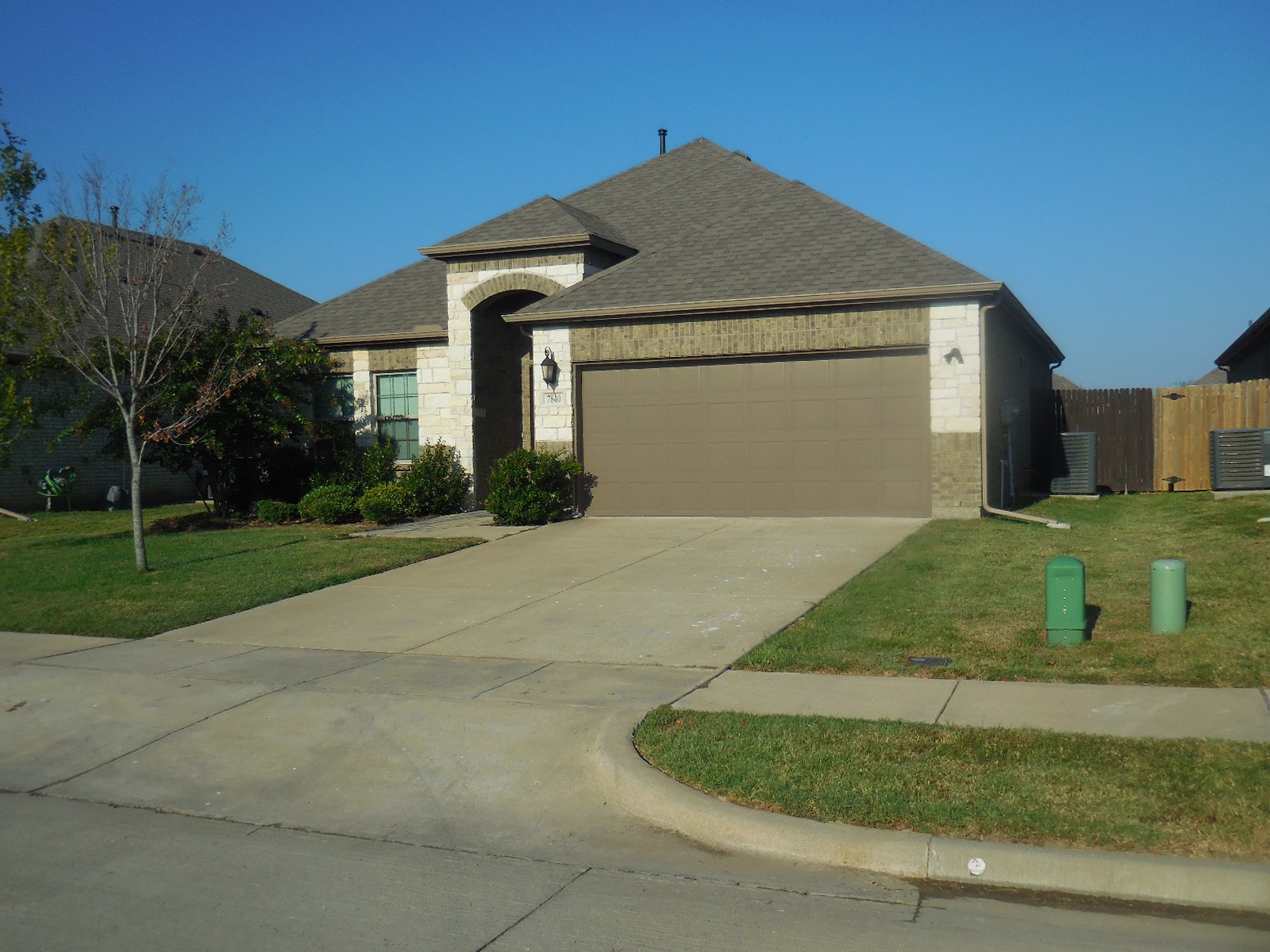7840 Ashwood Drive — photo