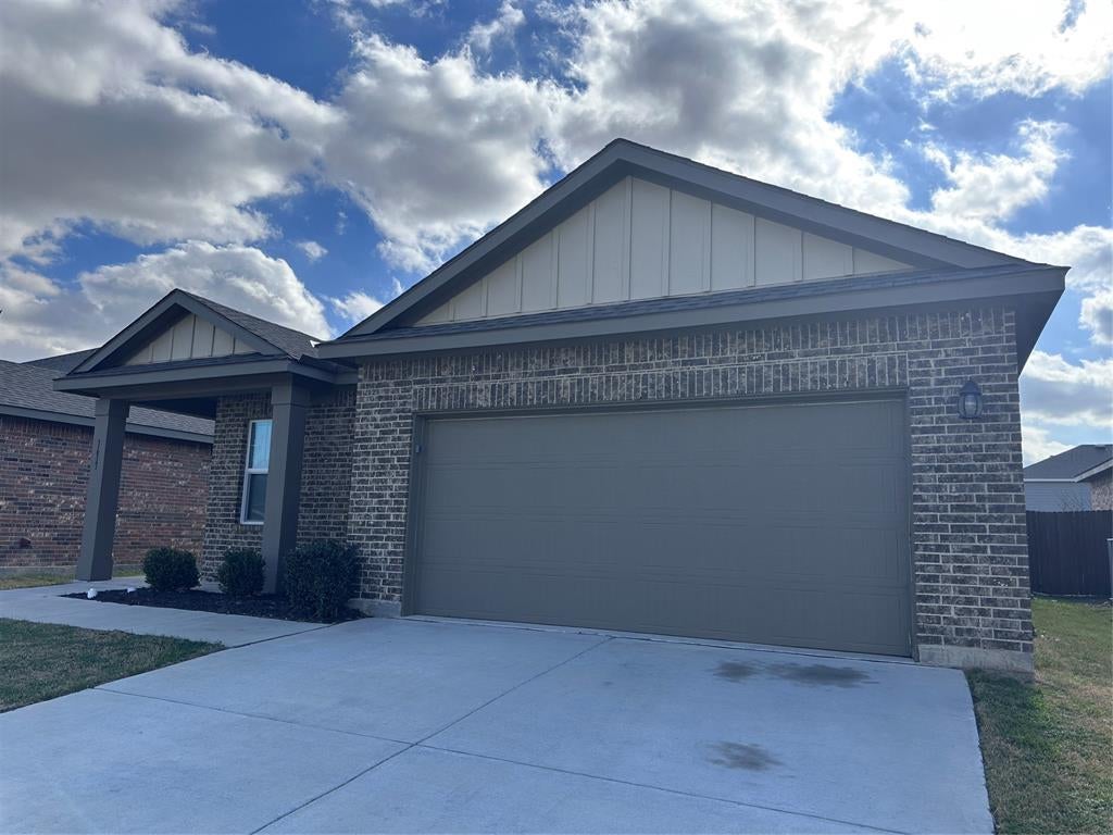 1617 Braeburn Lane — photo