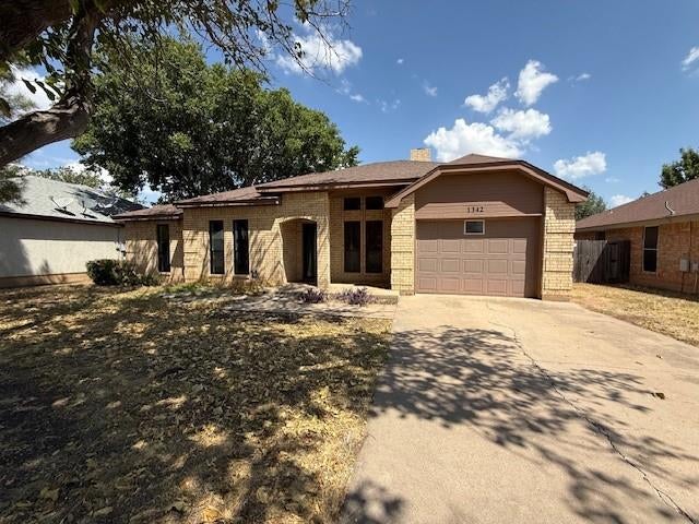 1342 Seamans Way — photo