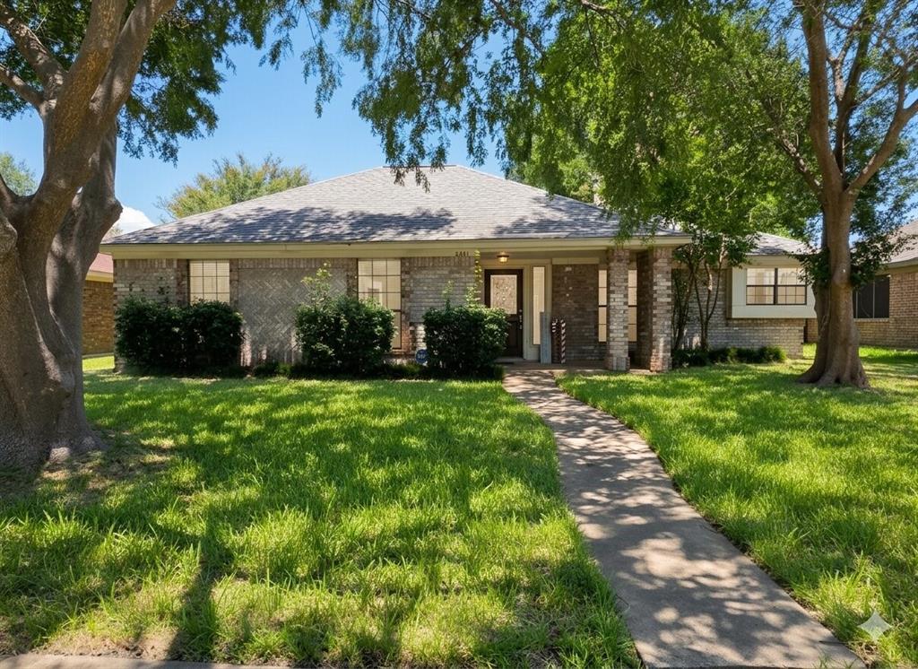 2401 Cortland Circle — photo