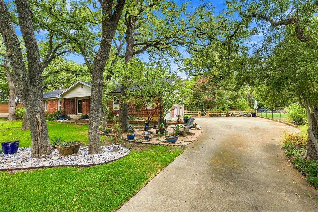 307 Shadow Lane, Euless, TX 76039 — photo 2