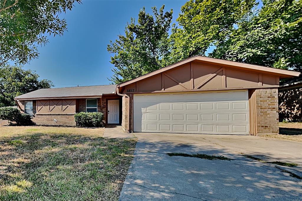 3817 Kippers Court — photo