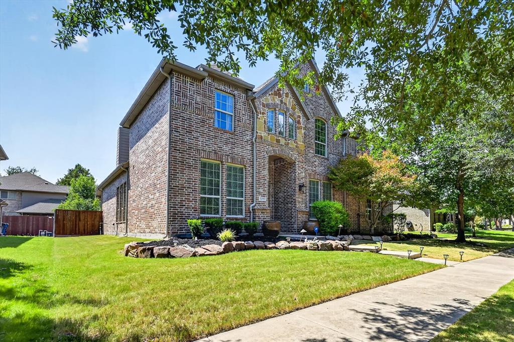16195 Mapleshade Drive — photo