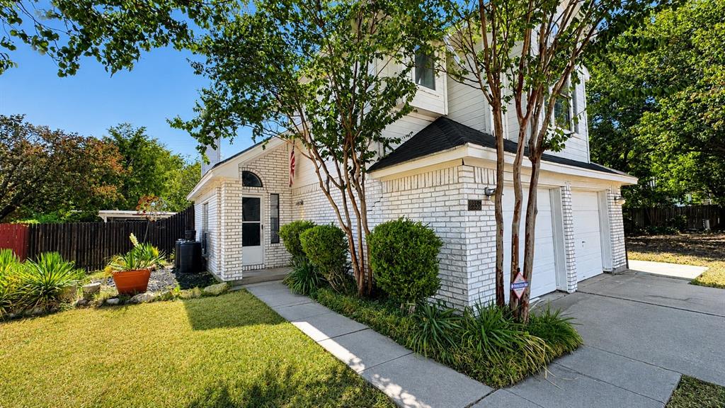 2355 Woodvine Court — photo