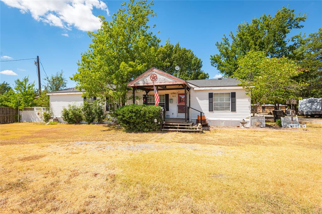 305 Westmoreland Circle — photo